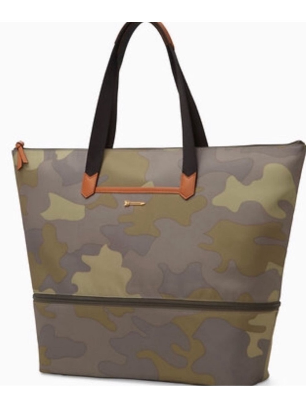 Daytripper Camo Tote